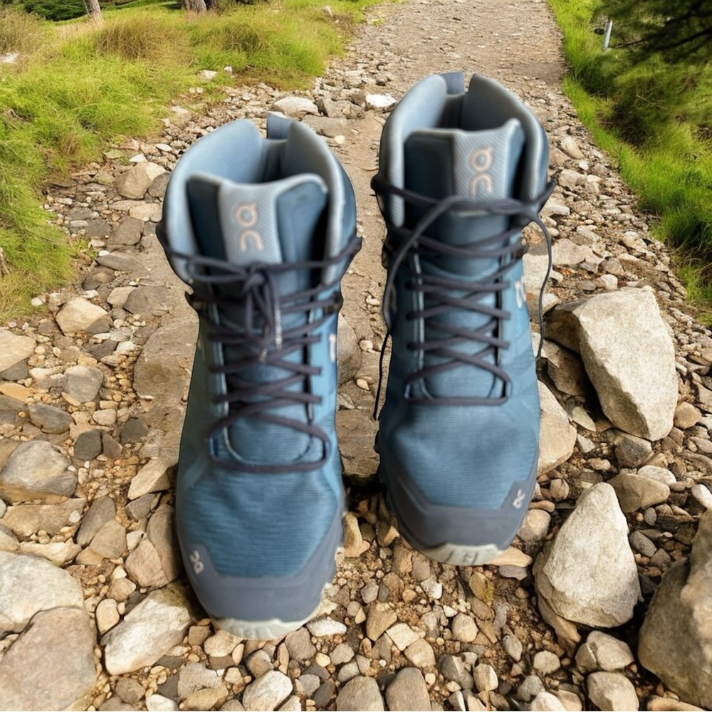 On‎ Running Cloudrock Mid Waterproof Hiking Boots Women’s Size 8
